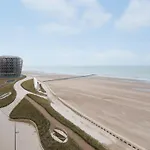 In Middelkerke, Views Apartment